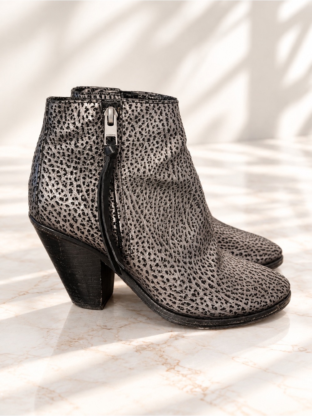 AllSaints Metallic Silver Pebble Leather Ankle Boots Size 38 Tassel Zip